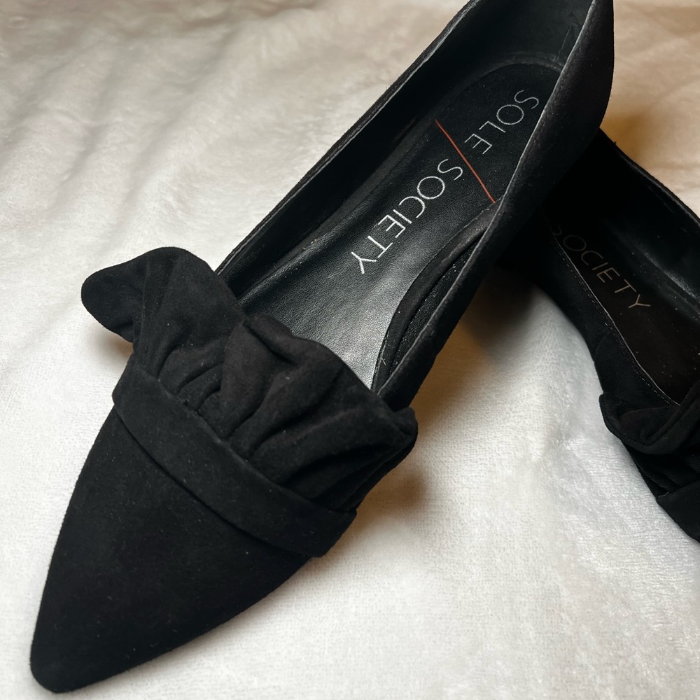 Black Ballet Flats